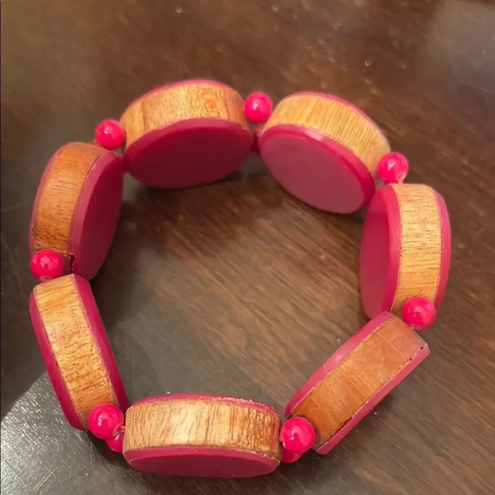 Chic Wooden and Pink Beaded Bracelet